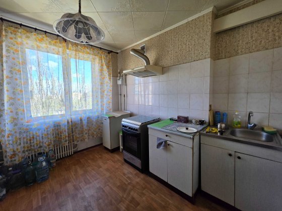 Трёхкомнатная квартира 69 кв.м., по ул. Резниченка (Содружества) Кривий Ріг