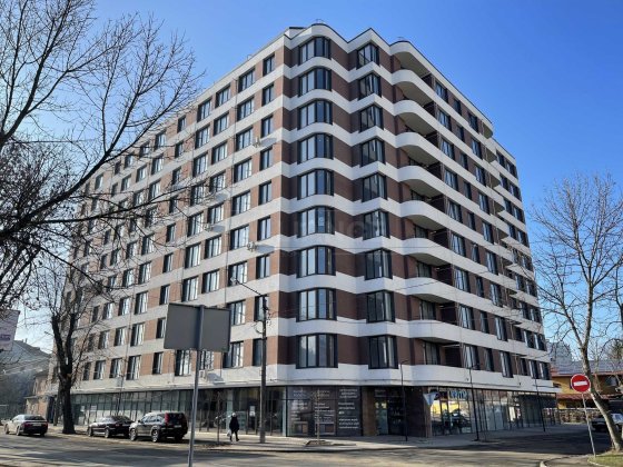 Продаж готової 3 кімнатної квартири на Майзлях, 88м., 3 окремі кімнати та кухня-студія, 2 балкони. П Ивано-Франковск