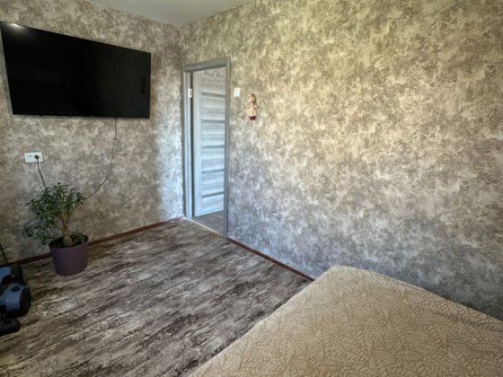 Продаж 3 кімнатної квартири / водоканал/ з ремонтом /нагірна частина Кременчуг