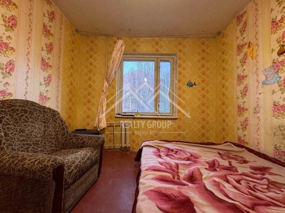 Продається 2-кімнатна квартира на мкрн. Сонячний, будинок 16 Кривий Ріг