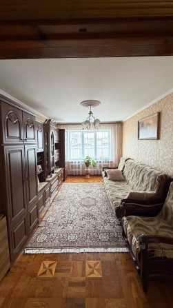 Продам комфортну трикімнатну квартиру - фото 1