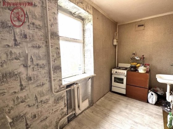 Продам 1 кім кв  по програмі Є відновлення Молодіжний! Кременчуг