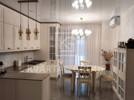 Квартира з ремонтом  3 кімнатна Буча