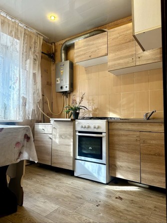 2-х СевГОК, ул Бирюзова, не угл, хор сост, мебель - фото 1