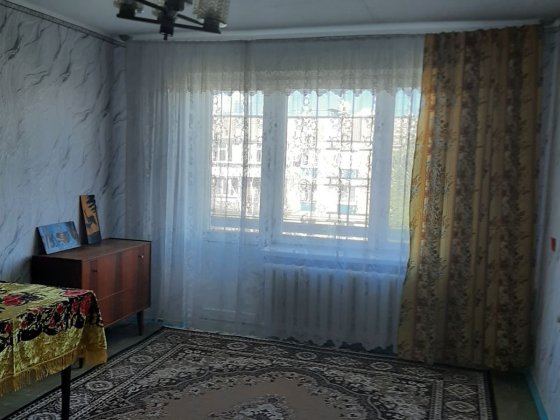 Продам 3-х кімнатну квартиру на 17 кварталі Кривой Рог