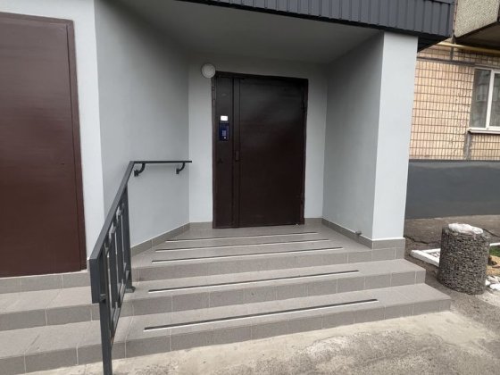 Продаж 2 кімнатної на 3 поверсі, район Дружби Кривой Рог