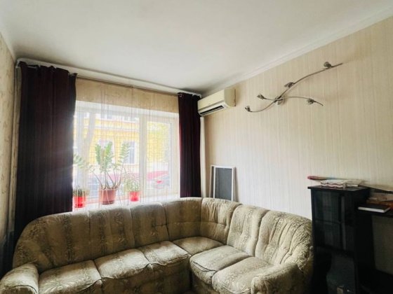 Продам двокімнатну квартиру в центрі міста Кременчуг