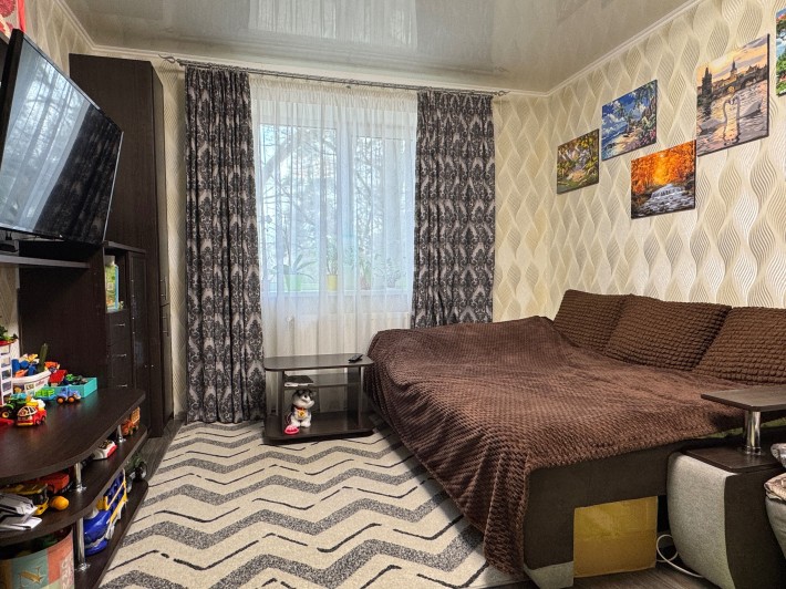 1к з ремонтом та меблями. Центр Ірпеня. Газове опалення. Податки 2% - фото 1