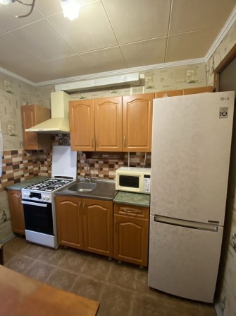 Продаю двухкомнатную на 17 квартале! - фото 1