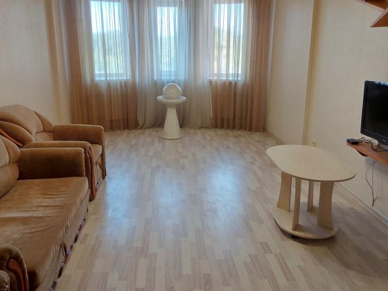 Продаж великої Трикімнатної квартири в Бучі, 90м2, оформ 2%, Сертифіка Буча