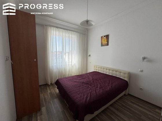 Продаж великої 2кімнатної квартири вул. Целевича! Ивано-Франковск