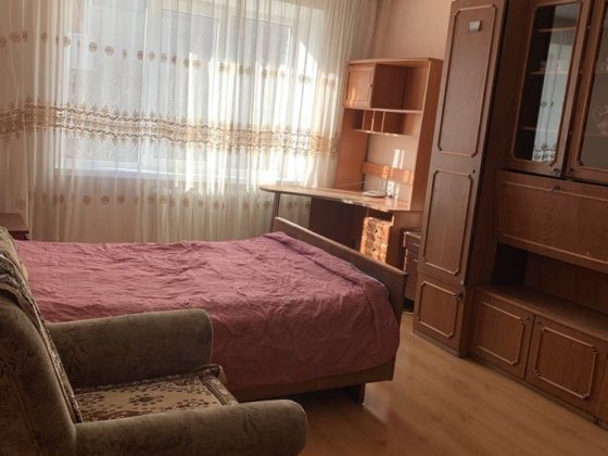 Продам трьохкімнатну квартиру Луцк