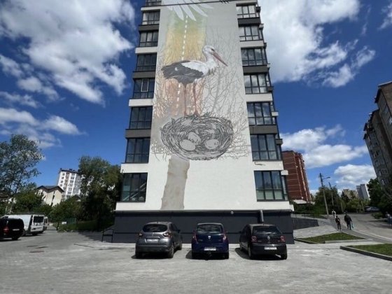 Квартира   з коморою в зданому будинку, готова до ремотну!