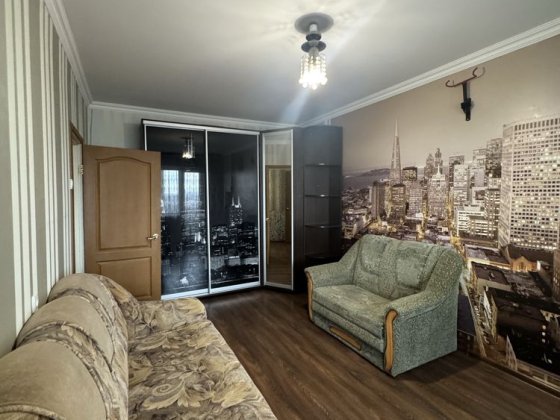 Продажа 1 ком кв, в Металлургическом р-не ( ул Якира) Кривий Ріг