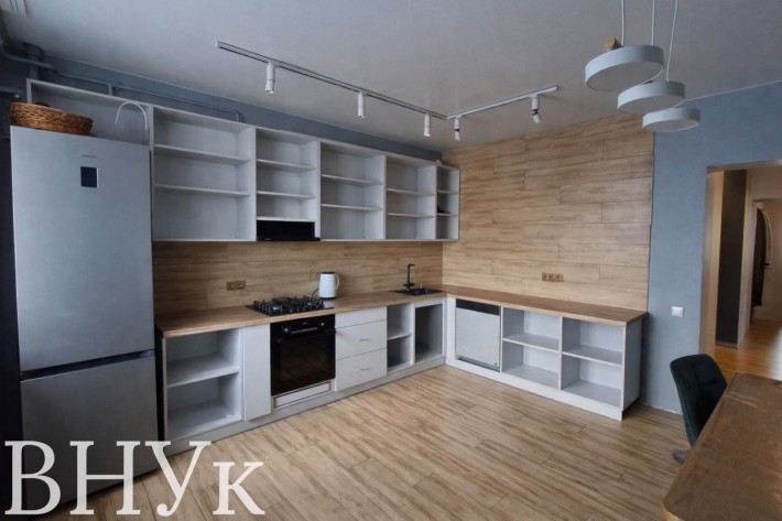 Продається 3-кімнатна квартира у новобудові - фото 1