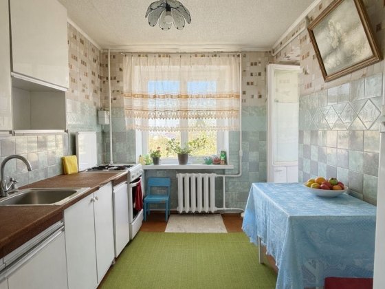 Продаж Трикімнатної квартири з ремонтом, Два балкони, Газ, школа, Садочок 200м Буча