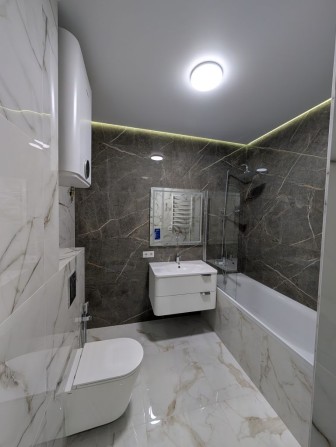 ЖК Гранд Бурже! Квартира з ремонтом, ніхто не жив - фото 1