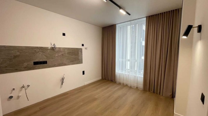 Квартира з ремонтом 6поверх - фото 1