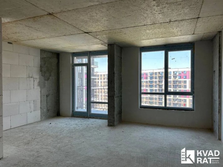 1 кім квартира на 3 поверсі у центральній частині міста - фото 1