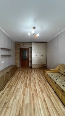 Квартира в охайному житловому стані — можна заїжджати без зайвих витрат - фото 1