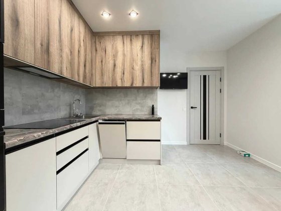 Терміново! Двокімнатна з сучасним ремонтом Ивано-Франковск