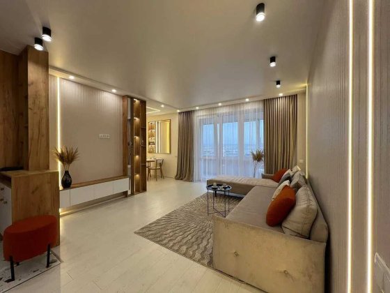 Простора двокімнатна квартира біля Велесу! Ивано-Франковск