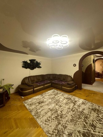 Продам 3-х кімнатну квартиру з ремонтом біля Велесу. Під постанови - фото 1