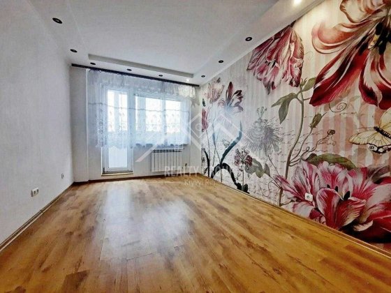 Продаж 3к з автономним опаленням, 5/9 на кільці 129-го кварталу  (еВідновлення, сертифікат) Кривой Рог