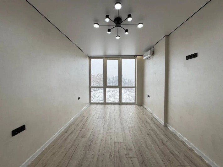 Найдешевша 1-кім з сучасним ремонтом в розвиненому районі міста - фото 1