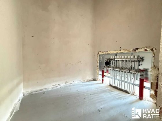 Здана двокімнатна з опаленням та стяжкою Ивано-Франковск