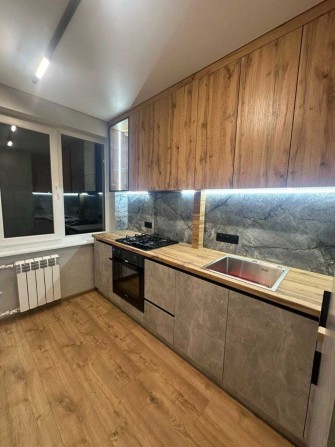 ПРОДАЖ 2-кімн. квартири з ЛЮКСОВИМ ремонтом. ЮВІЛЕЙНА - фото 1