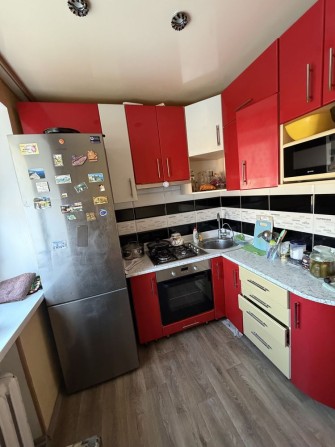 Продам 2к квартиру, Дружба, ул.М.Ткачева (Мухиной) - фото 1