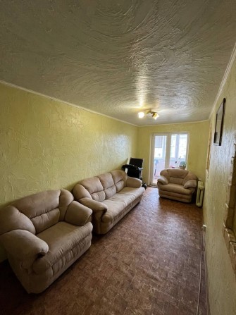 Трикімнатна на 5 мкр.Зарічний від власника - фото 1