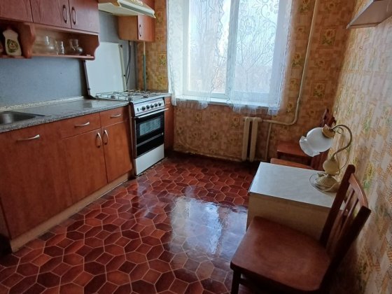 Продаж 2х кімнатної на Дружбі Кривой Рог
