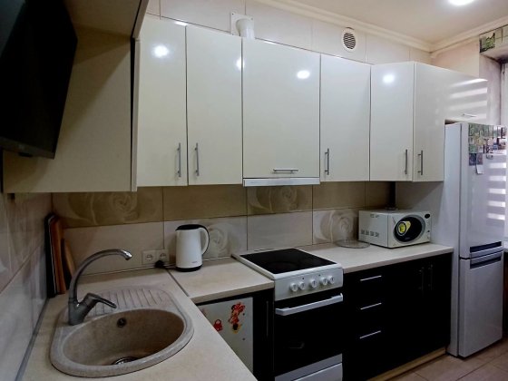 3-кімнатна "сталінка" 85 кв.м Суха Балка Кривой Рог