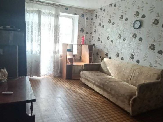 Продам 2 кімнатну квартиру по Героїв АТО Кривой Рог