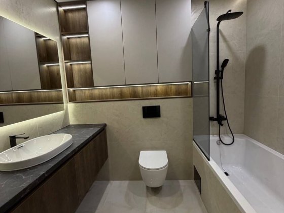 2 кім в Містечко Центральне Івано-Франківськ