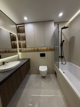 2 кім в Містечко Центральне - фото 1