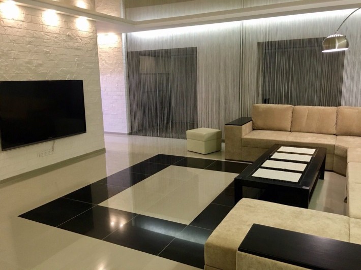 Продаётся 3х ком Центр города - фото 1