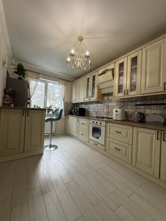 Продам дворівневу 4к квартиру з ремонтом в Ірпені, вул.Київська! - фото 1