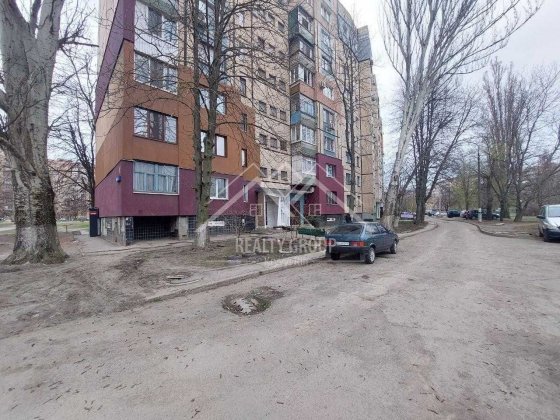 Продаж 2к квартири на бульварі Вечірньому Кривой Рог