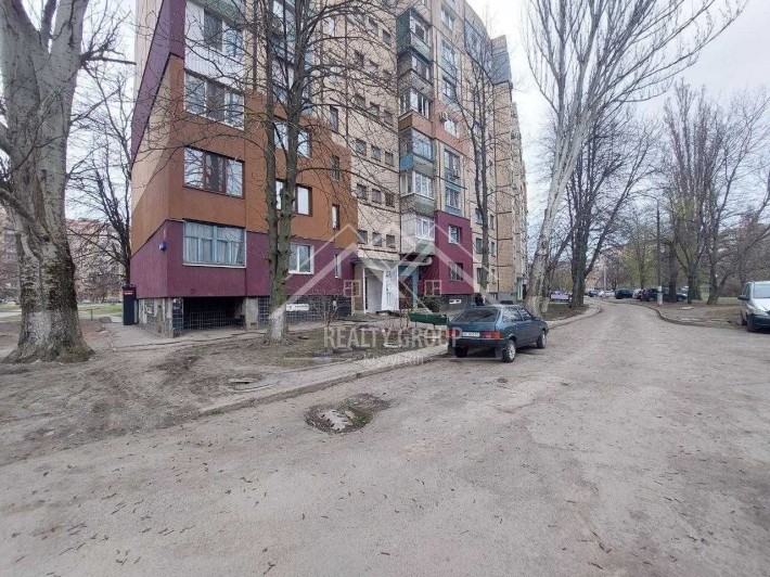 Продаж 2к квартири на бульварі Вечірньому - фото 1