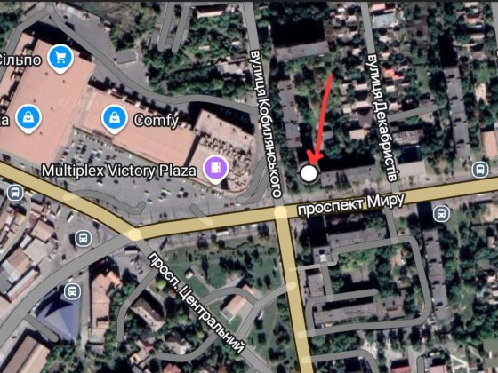 Квартира,2 кім,вул Кобилянського 201,центр,червона лінія,під ремонт Кривий Ріг