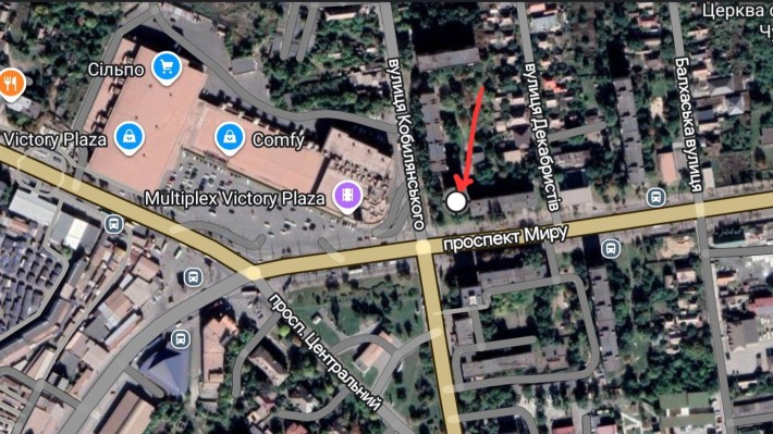 Квартира,2 кім,вул Кобилянського 201,центр,червона лінія,під ремонт - фото 1