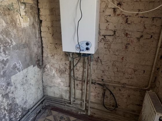 Центр міста квартира з автономним опаленням Полтава