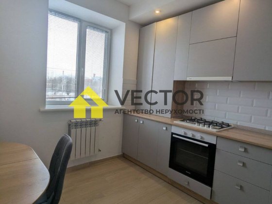 Продаж 1 кім квартири! Індив. Опалення! По кільцю! Цегла. Полтава