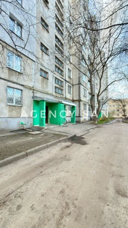 Продаж 2-к квартири 4й поверх вул. Петропавлівська Є-Відновлення - фото 1
