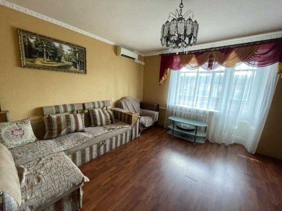 ТЕРМІНОВИЙ ПРОДАЖ ТРИКІМНАТНОЇ КВАРТИРИ Полтава