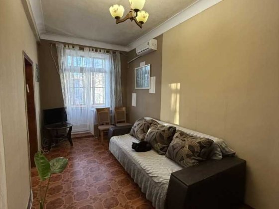 2 к квартира в самому Центрі міста, цегляний будинок