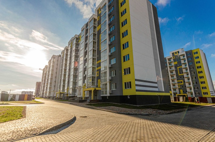 Простора 1-кімнатна квартира в ЖК Пелюстковий - фото 1